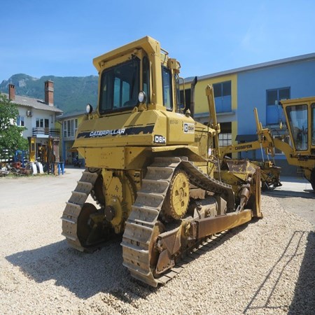 CATERPILLAR – 1989 - D6H Used Bulldozer for sale